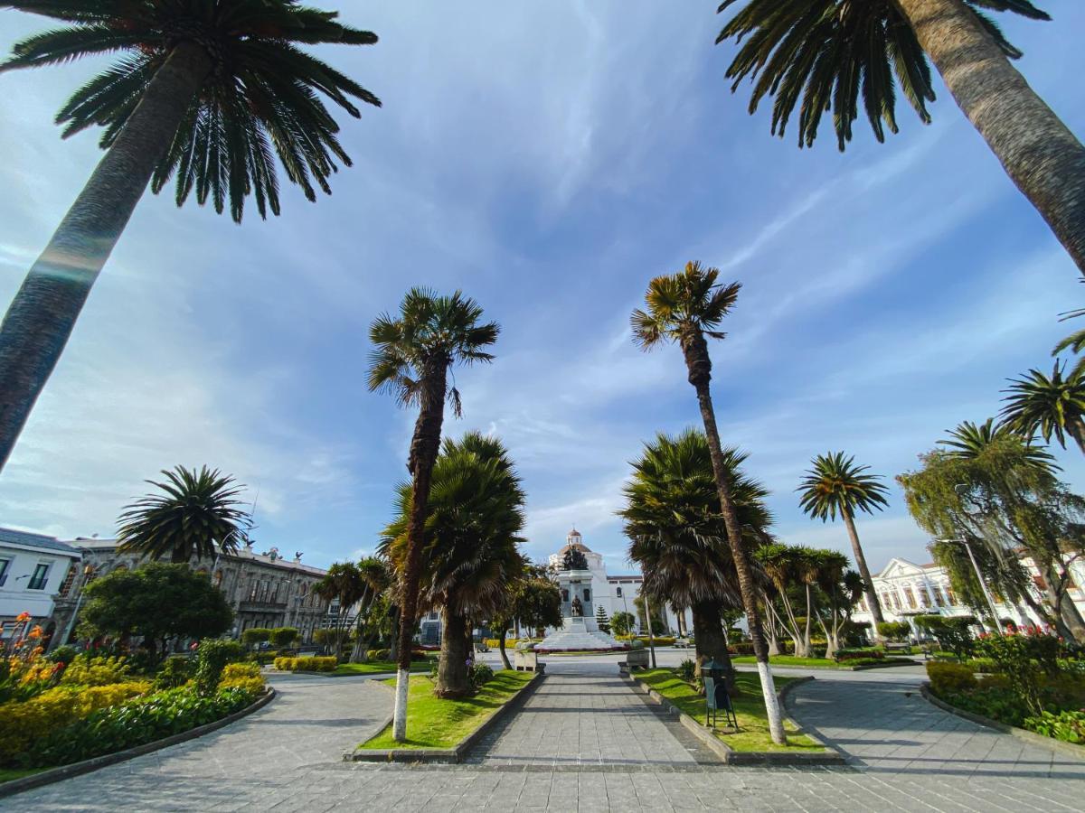 Golden Rest Latacunga Hotel Exterior photo